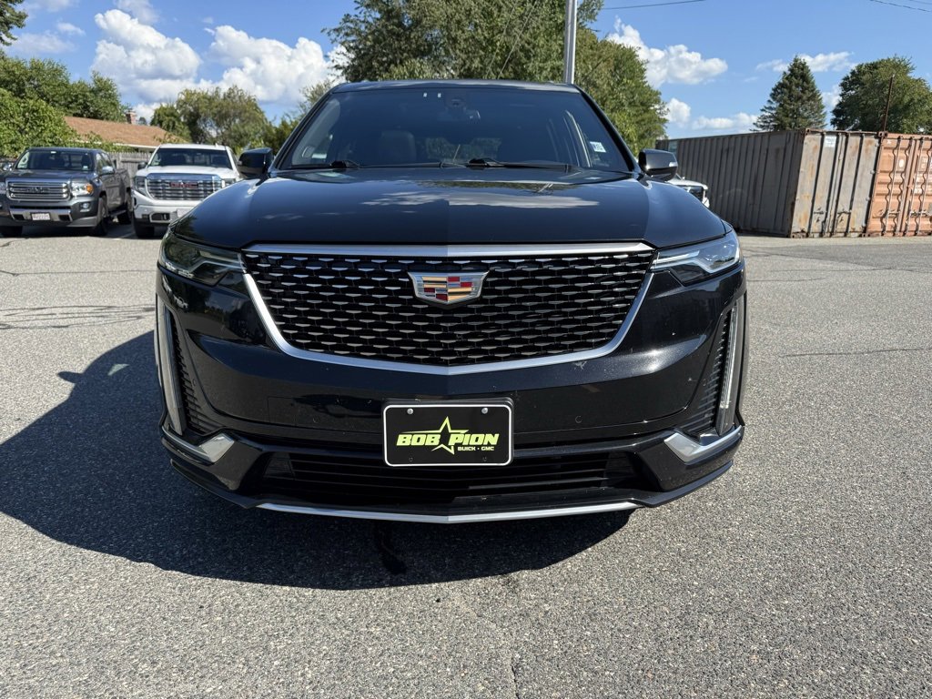 2021 Cadillac XT6 Premium Luxury photo 2