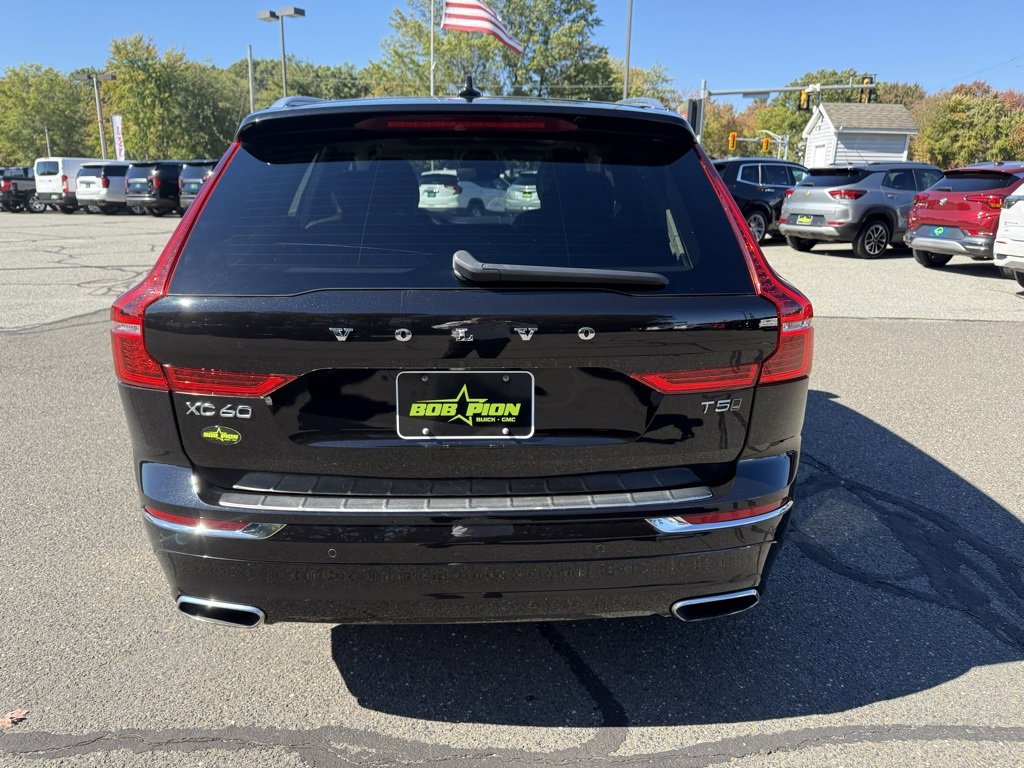 2021 Volvo XC60 T5 Inscription photo 3