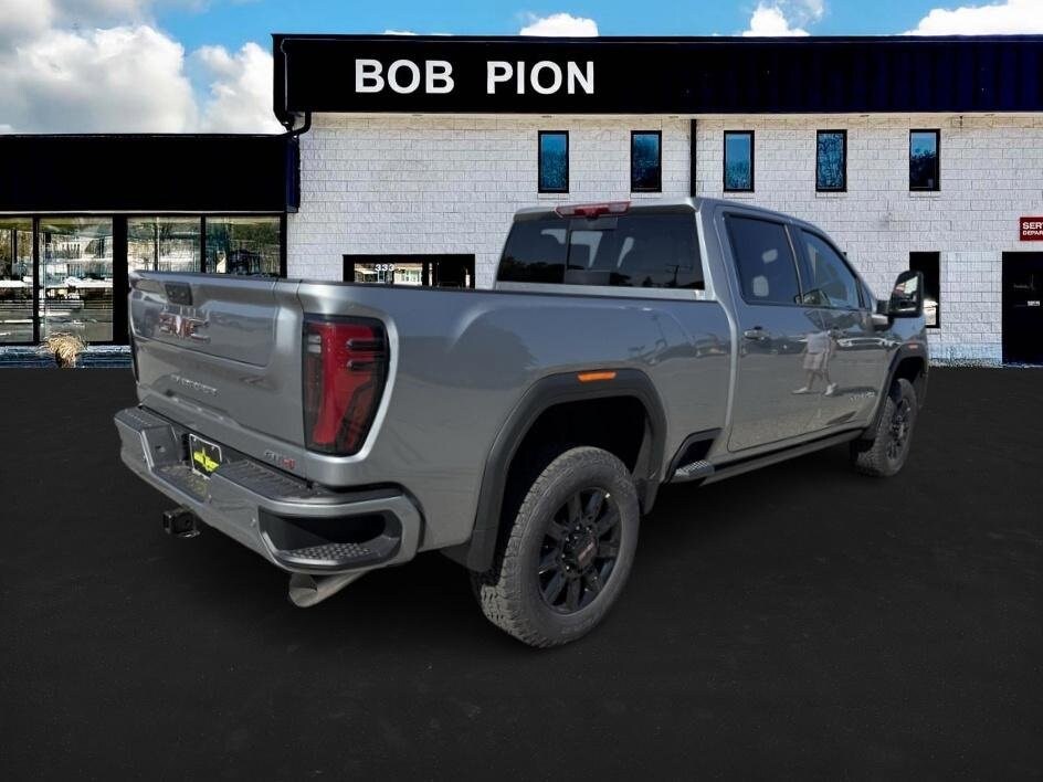 2026 Gmc Sierra 3500 HD AT4 photo 4