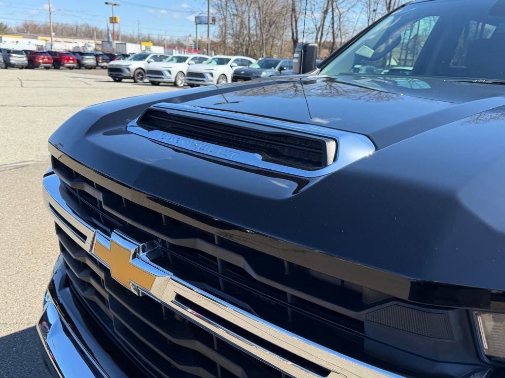 2025 Chevrolet Silverado 2500HD LT - Photo 7