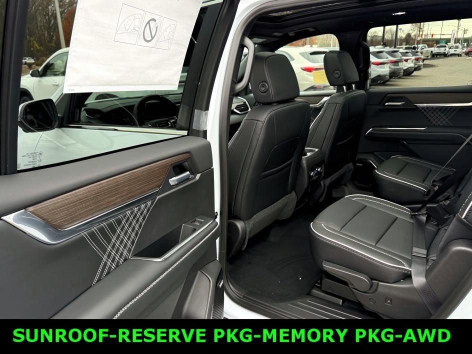 2026 GMC Acadia Denali - Photo 15