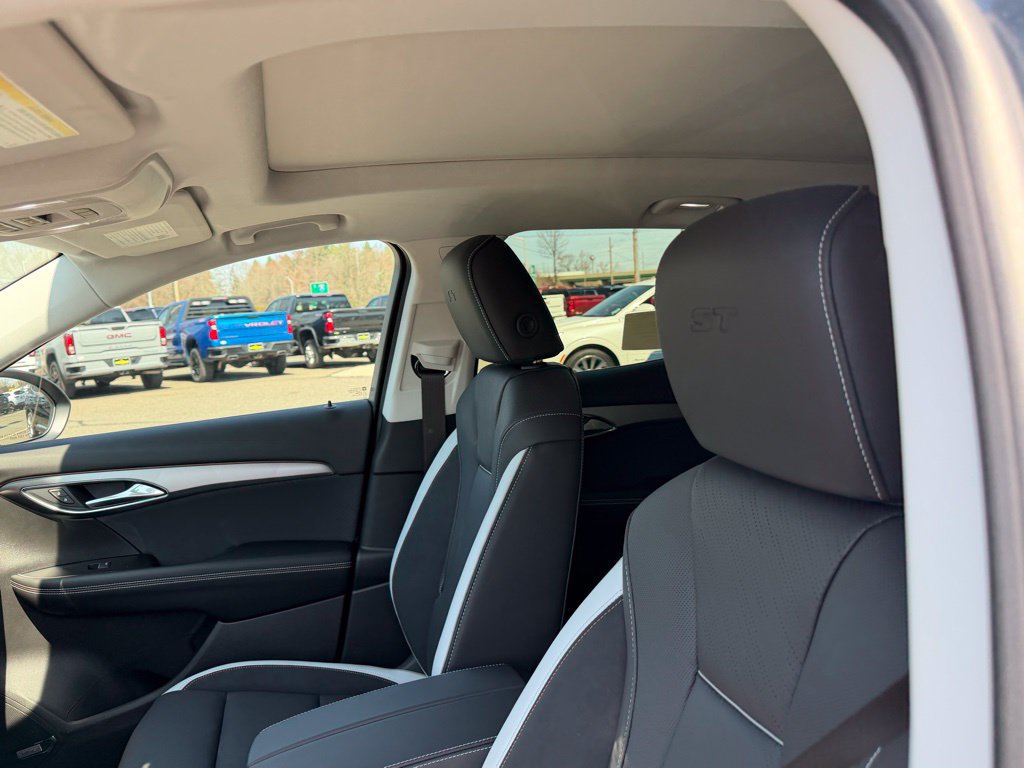 2026 Buick Envision Sport Touring - Photo 15