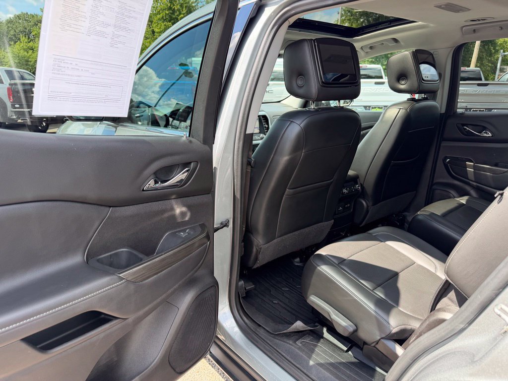 2023 GMC Acadia SLT - Photo 14