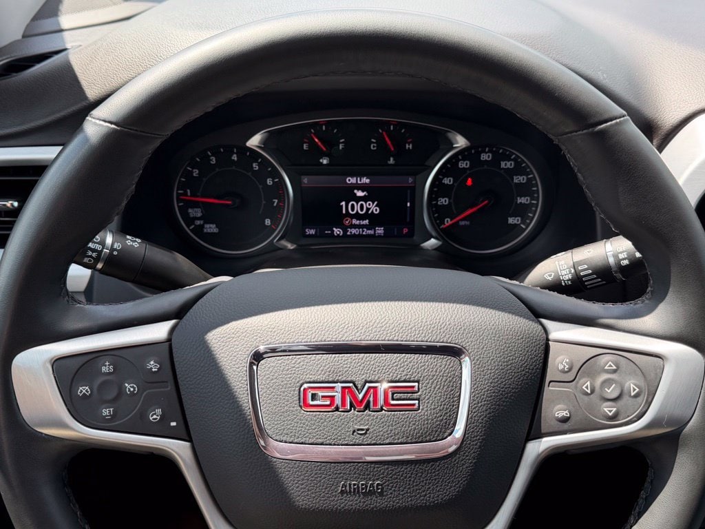 2023 GMC Acadia SLT - Photo 25