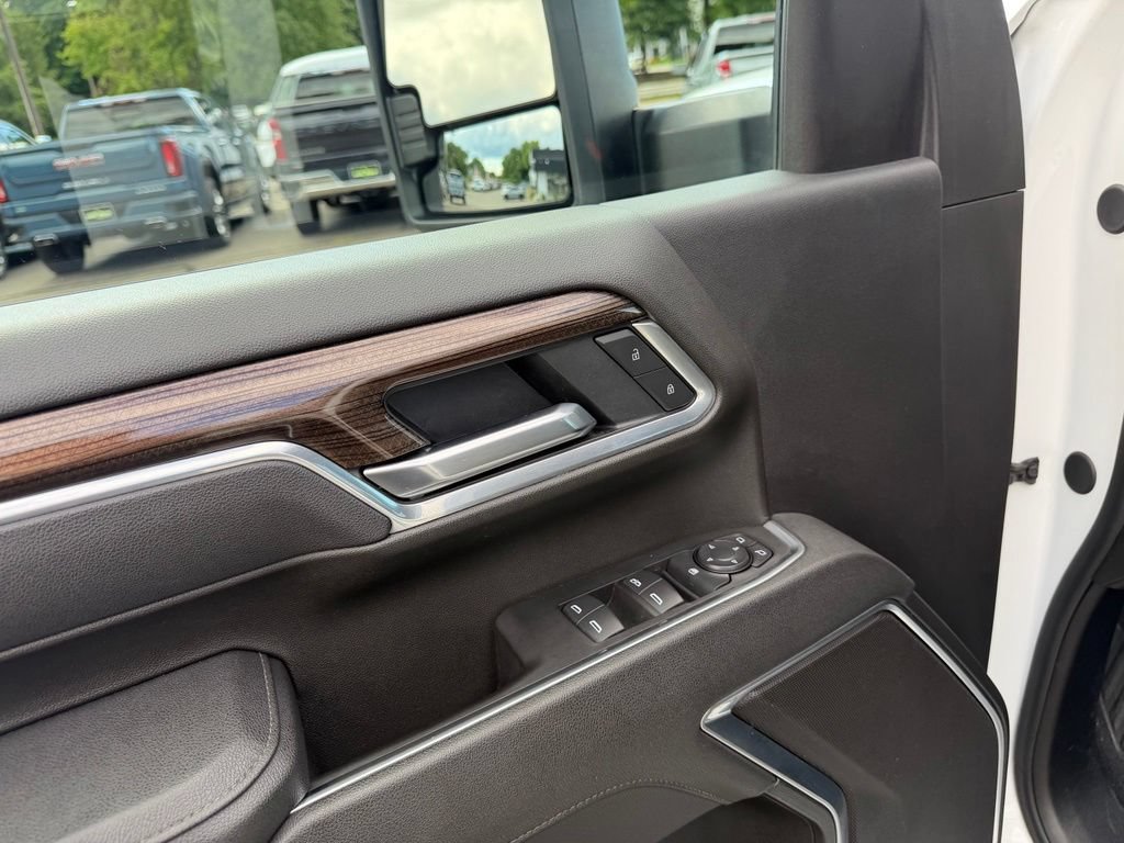 2025 Chevrolet Silverado 2500HD LT - Photo 15