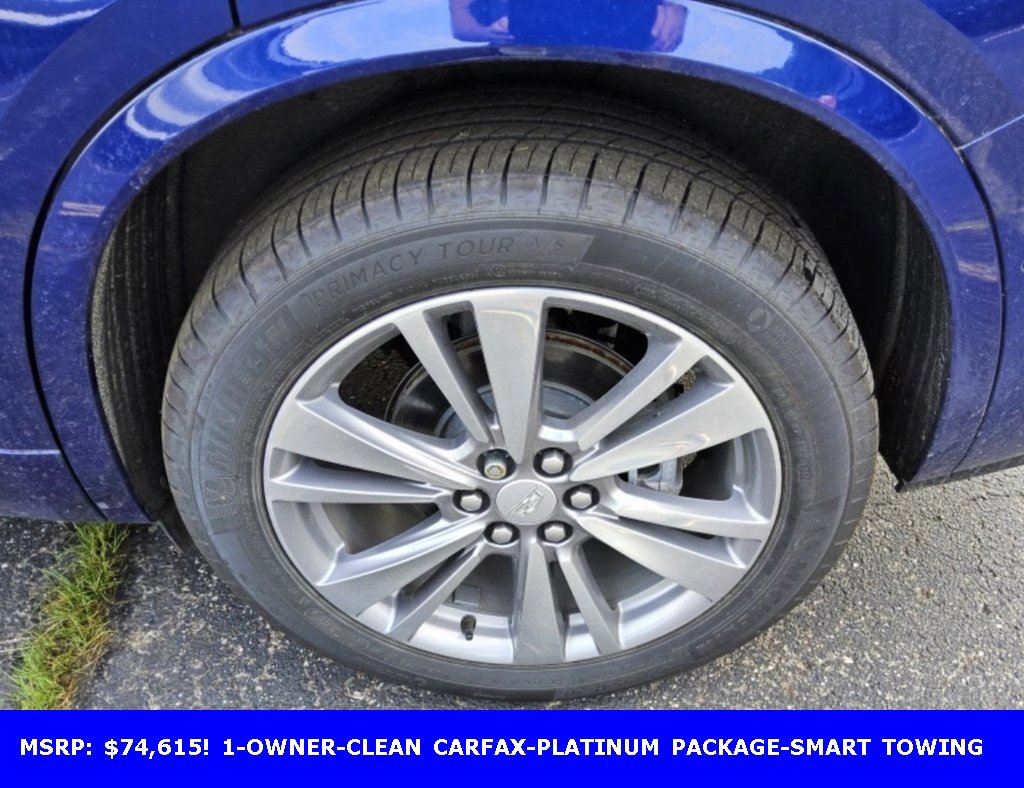 2025 Cadillac XT6 Premium Luxury photo 2