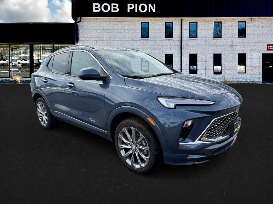 2026 Buick Encore GX Avenir photo 3