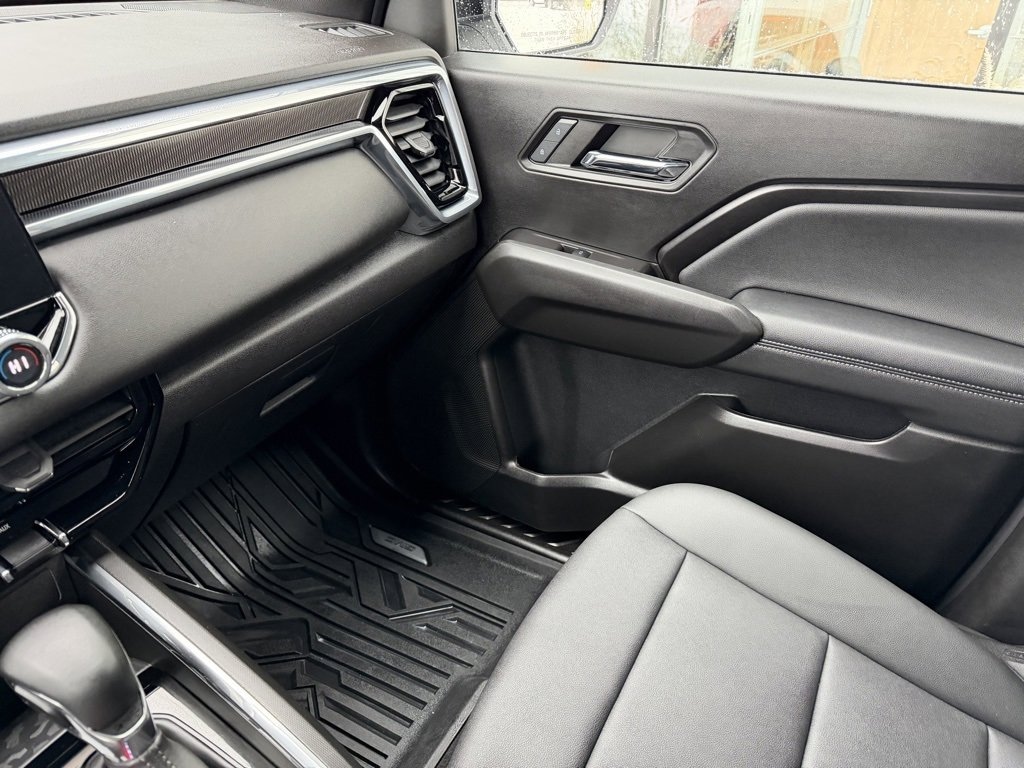 Used 2024 GMC Canyon Elevation Truck