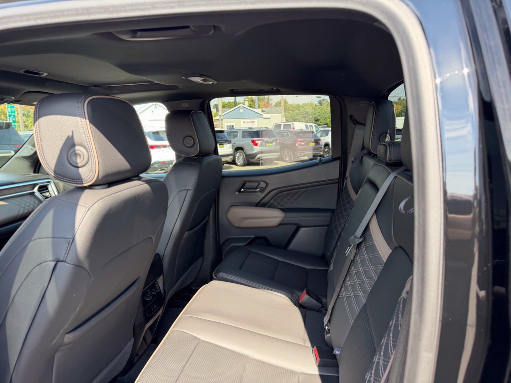 2025 GMC Canyon Denali - Photo 16