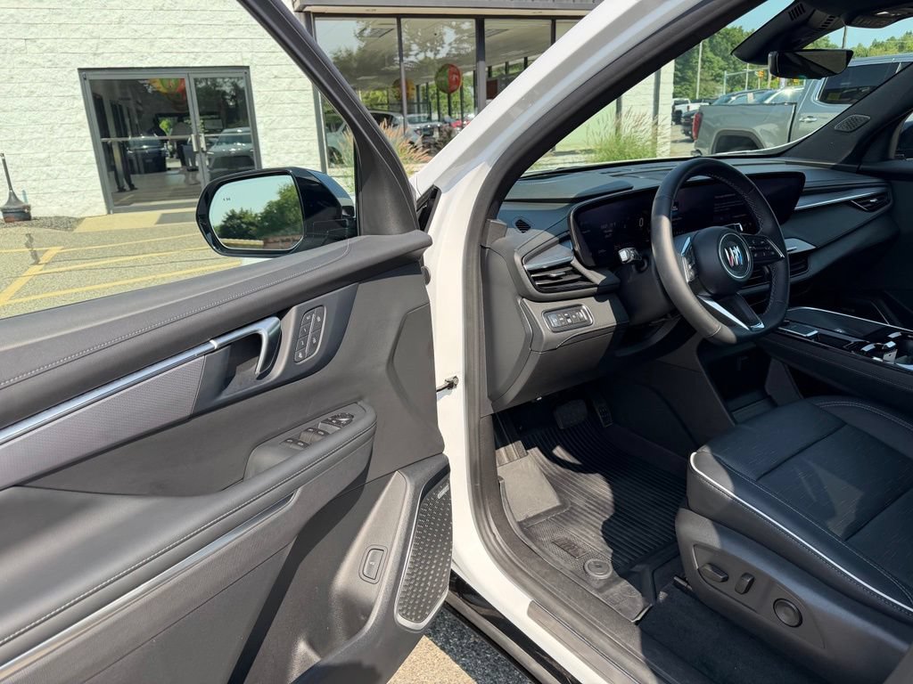 2026 Buick Enclave Sport Touring - Photo 18