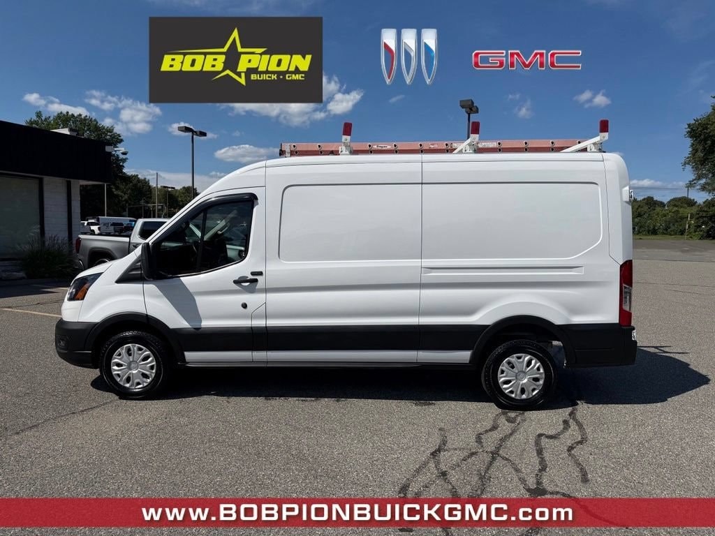 Used 2022 Ford E-Transit Cargo Van Base with VIN 1FTBW9CK3NKA41601 for sale in Chicopee, MA