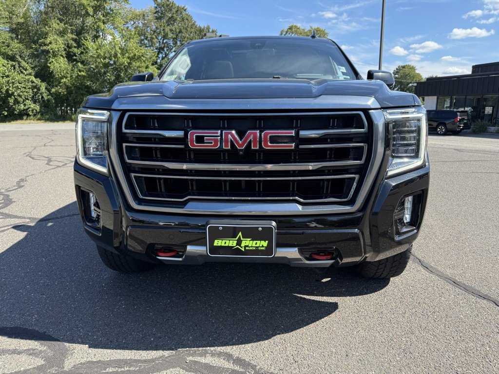 2022 Gmc Yukon AT4 photo 2