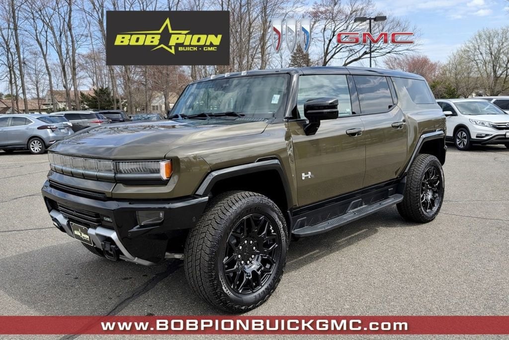 2026 GMC Hummer EV 2X SUV's photo