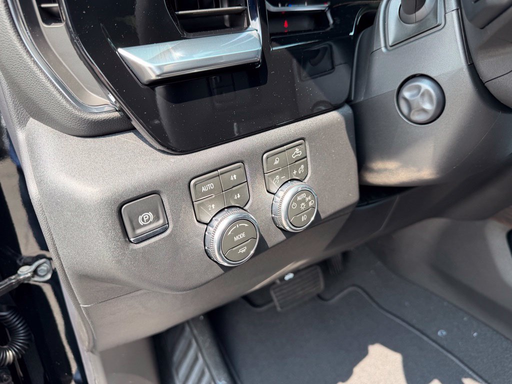 2026 GMC Sierra 1500 SLT - Photo 21
