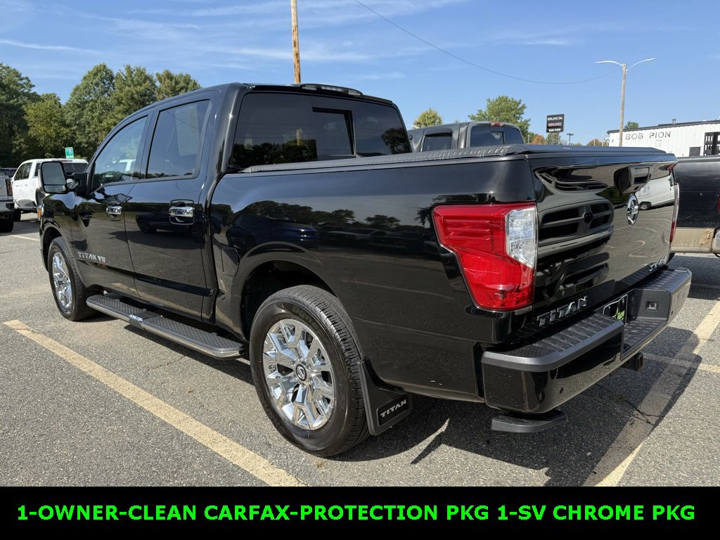 2020 Nissan Titan Crew Cab SV photo 3