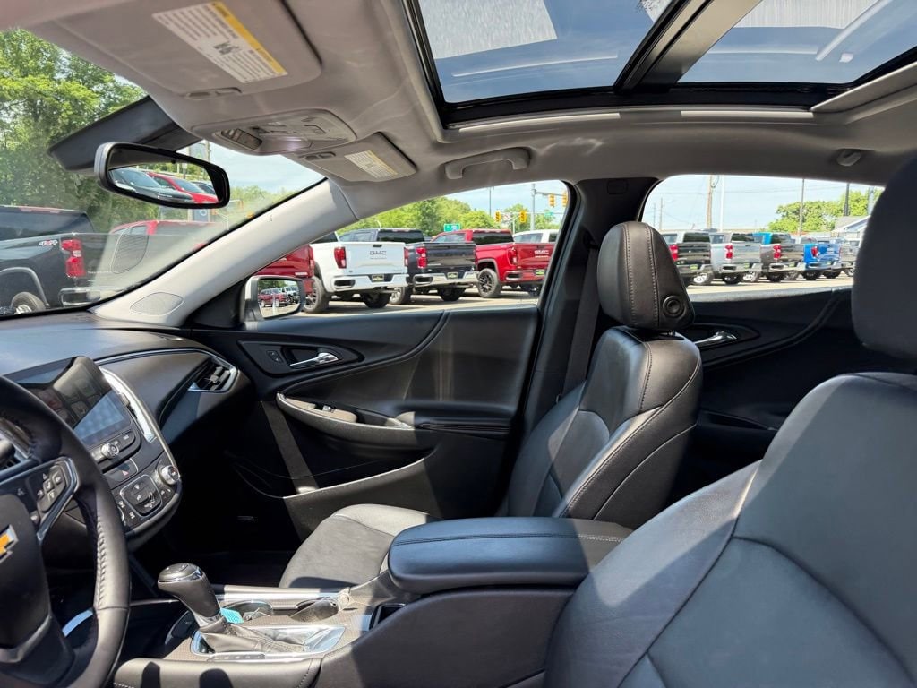 2018 Chevrolet Malibu 1LT - Photo 16
