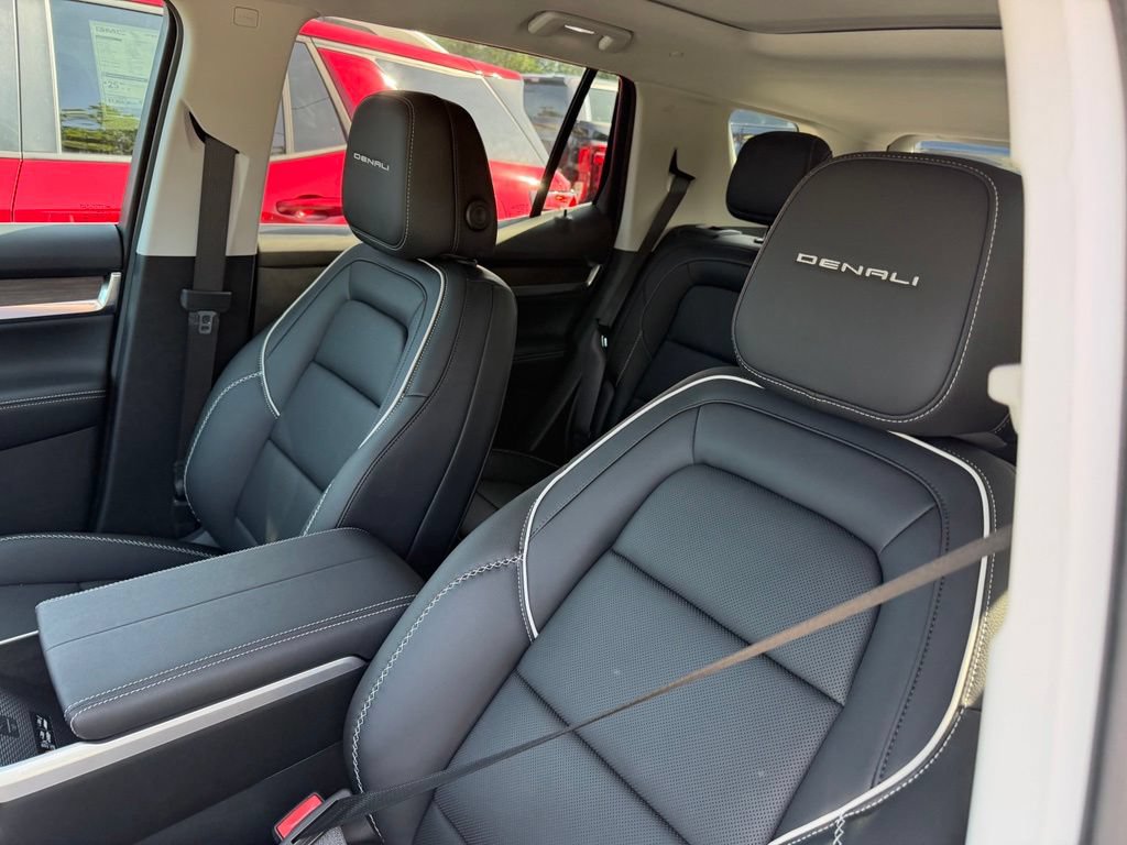 2027 GMC Terrain Denali - Photo 16