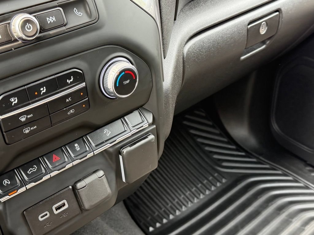 2024 Chevrolet Silverado 1500 Custom - Photo 20