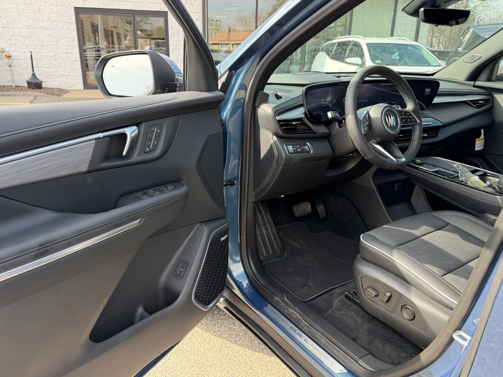 2026 Buick Enclave Preferred - Photo 24