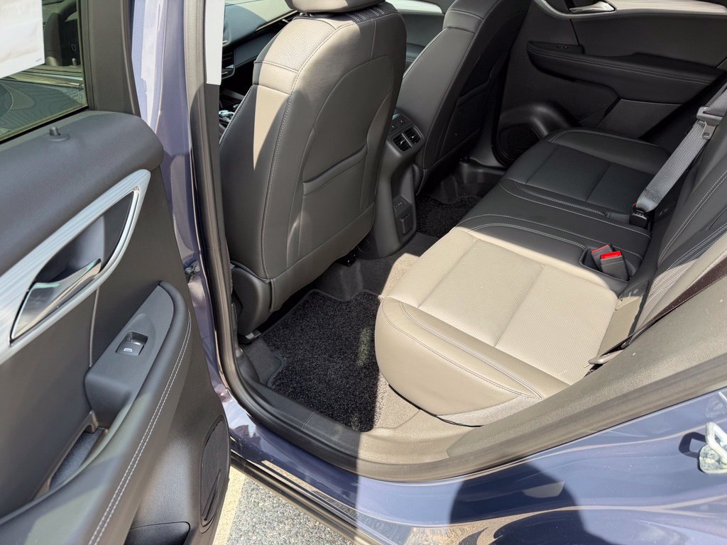 2026 Buick Envision Avenir - Photo 13