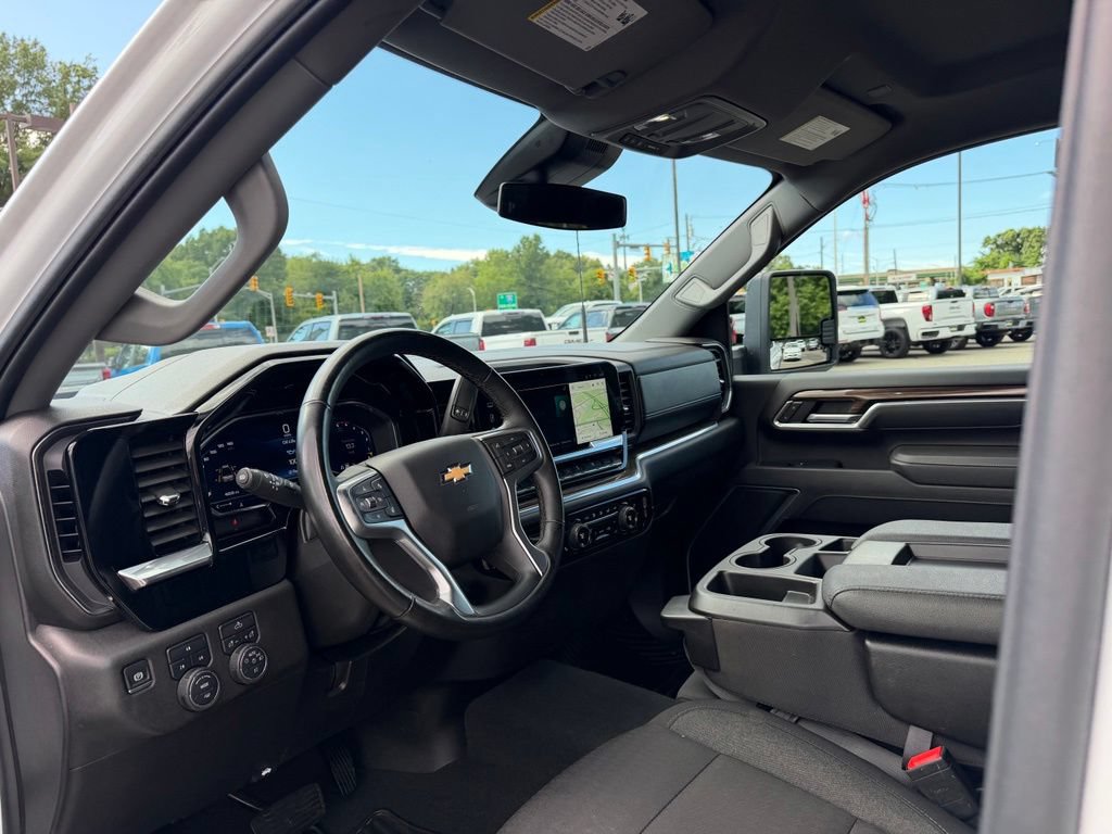 2025 Chevrolet Silverado 2500HD LT - Photo 14