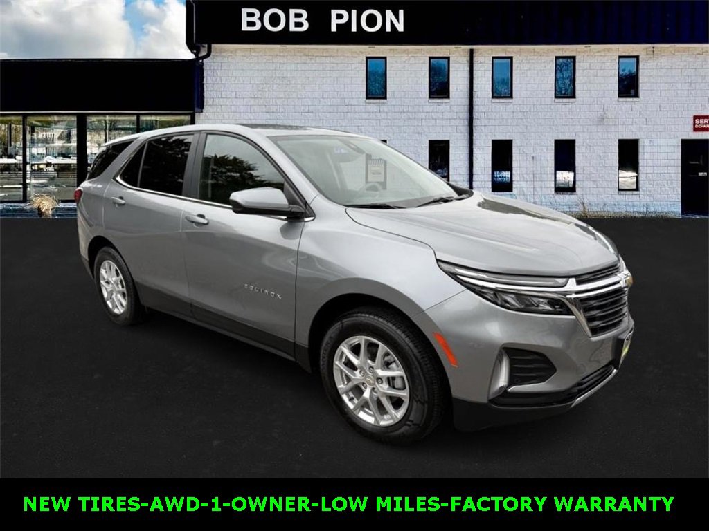 2024 Chevrolet Equinox LT photo 3