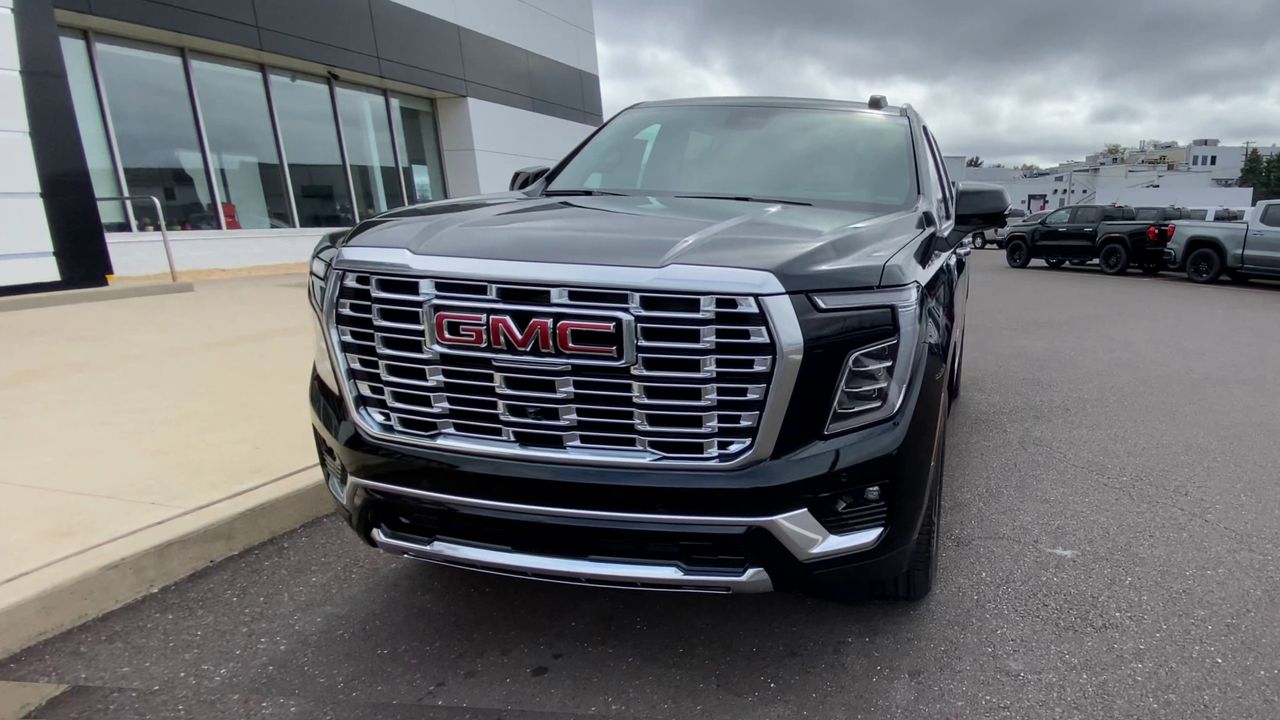 2026 Gmc Yukon Denali photo 3