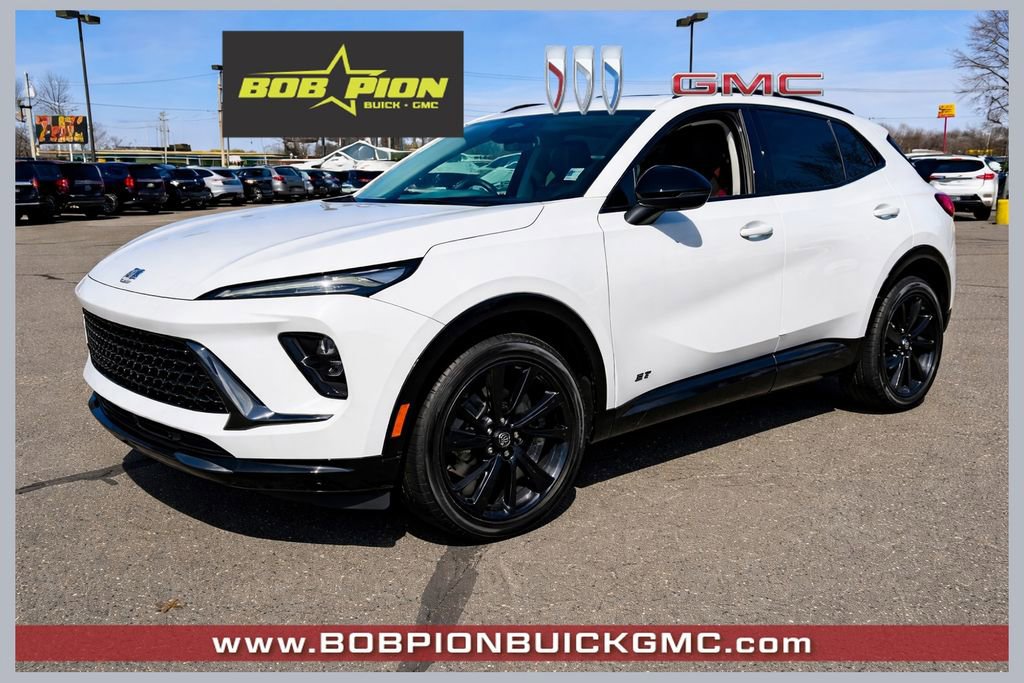 2026 Buick Envision Sport Touring AWD's photo