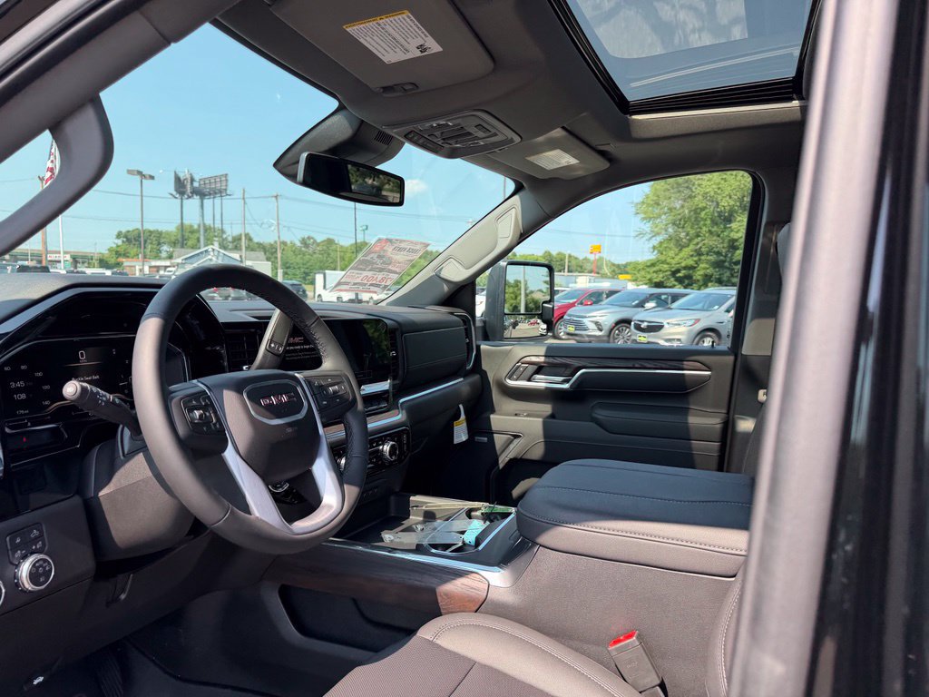 2025 GMC Sierra 2500HD SLT - Photo 21