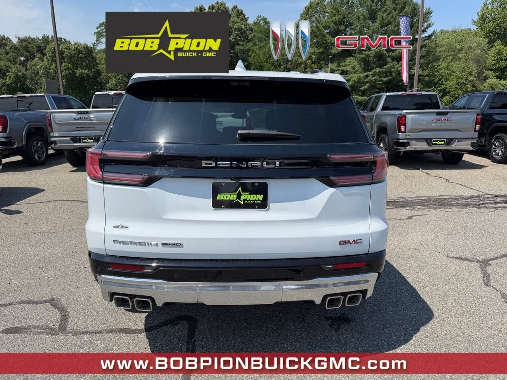 2026 GMC Acadia Denali - Photo 5