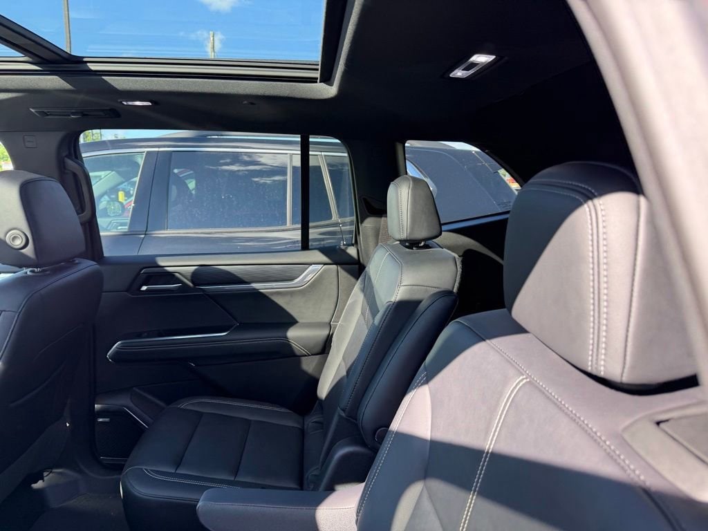 2024 GMC Acadia Elevation - Photo 10