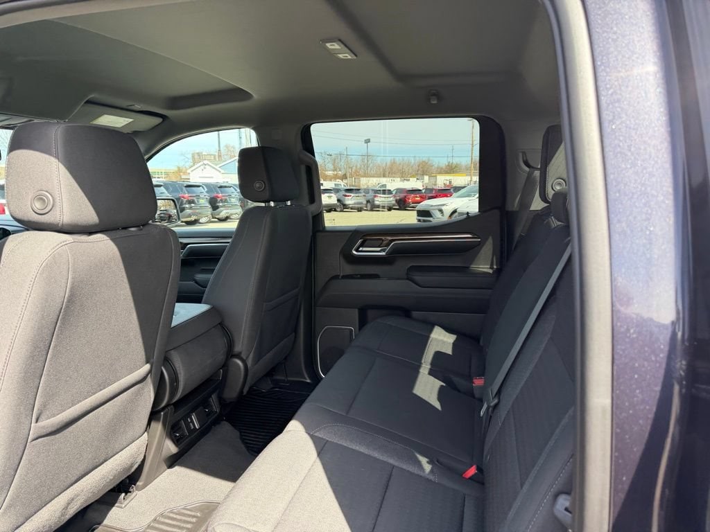 2022 Chevrolet Silverado 1500 LT - Photo 12