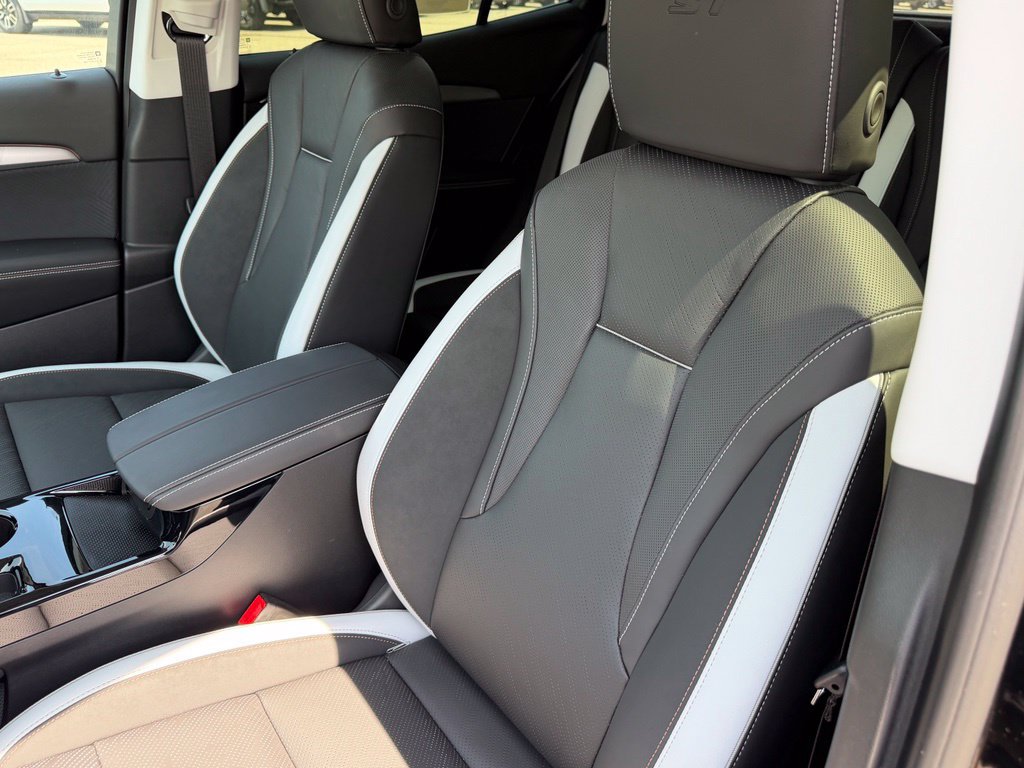 2026 Buick Envision Sport Touring - Photo 16