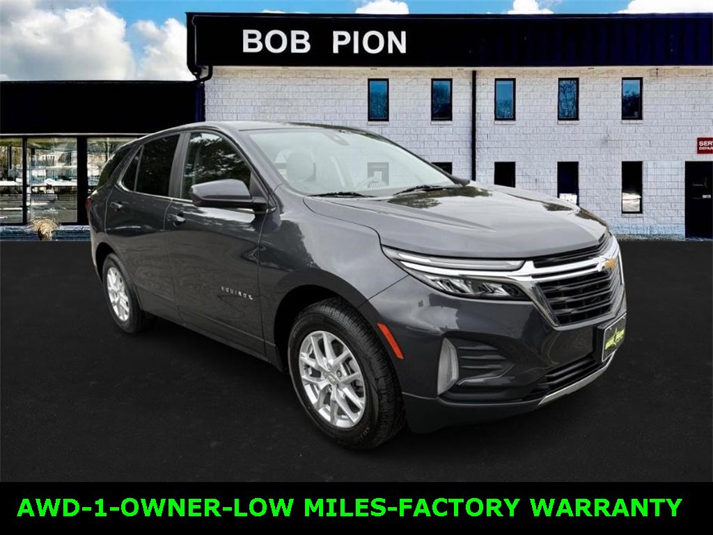 2022 Chevrolet Equinox LT photo 3