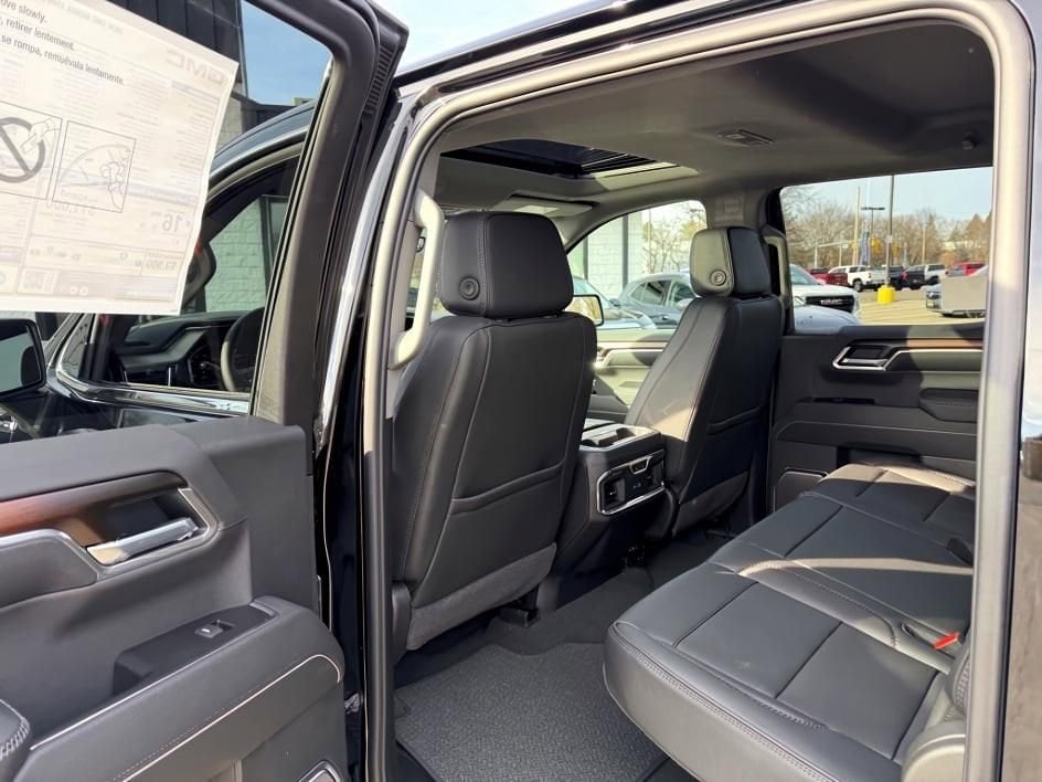 2026 GMC Sierra 1500 Denali - Photo 11