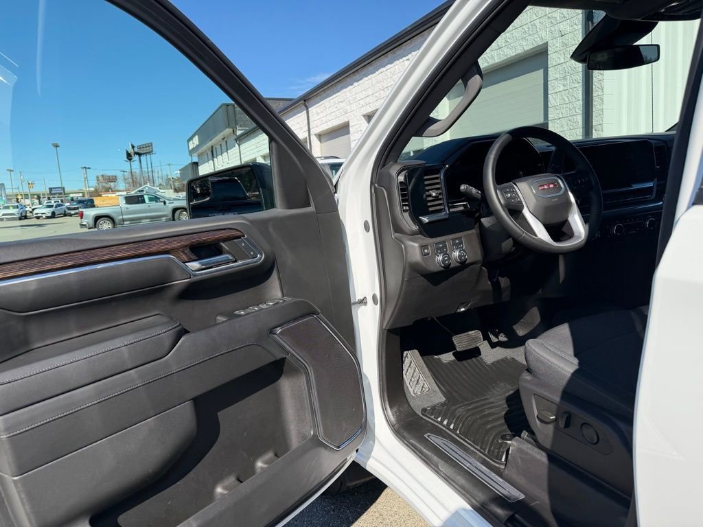 2024 GMC Sierra 1500 Elevation - Photo 14