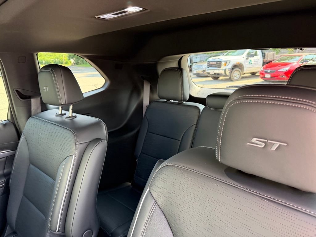 2026 Buick Enclave Sport Touring - Photo 8