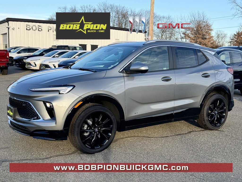 2026 Buick Encore GX Sport Touring's photo