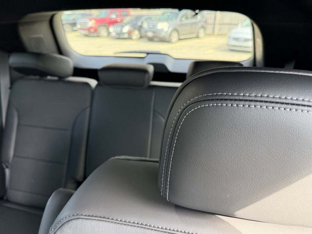 2026 Buick Enclave Preferred - Photo 11