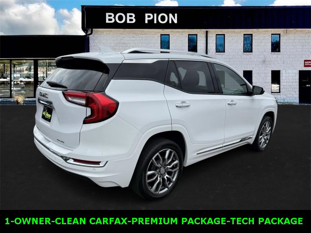 2023 Gmc Terrain Denali photo 2