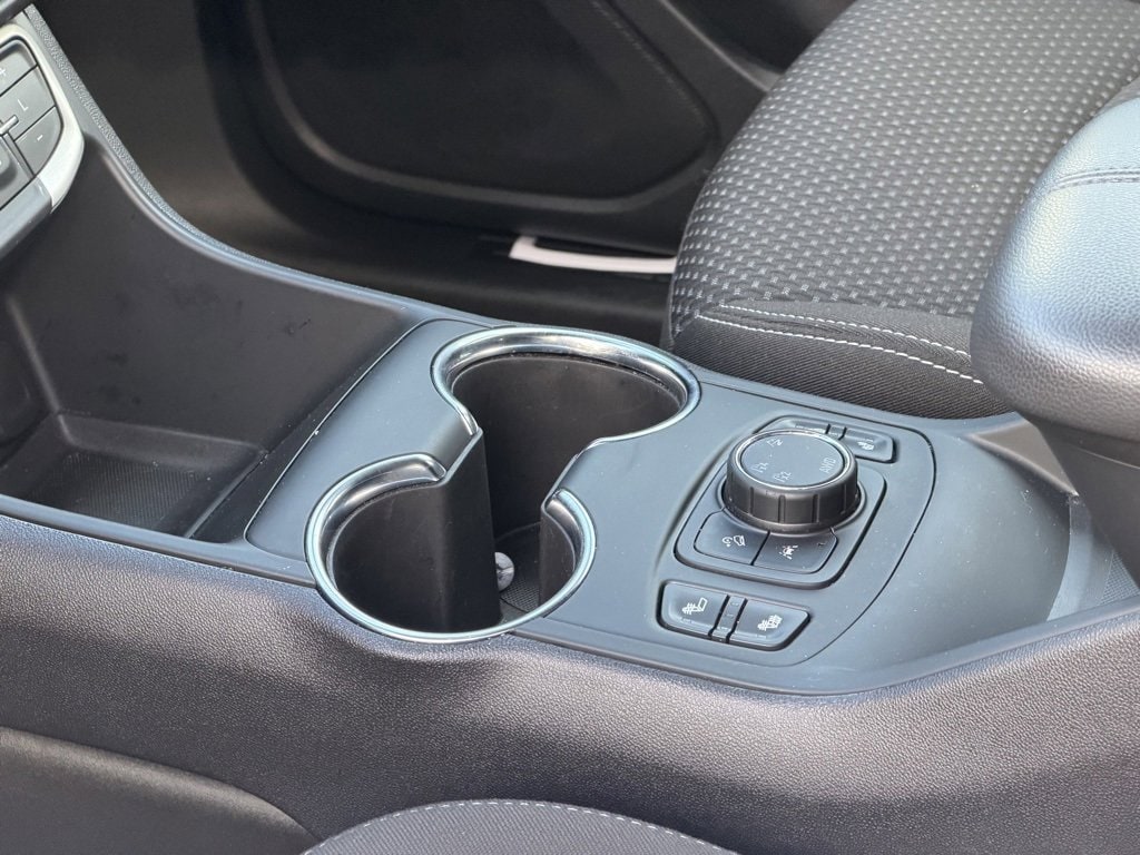 Used 2024 GMC Terrain SLE SUV