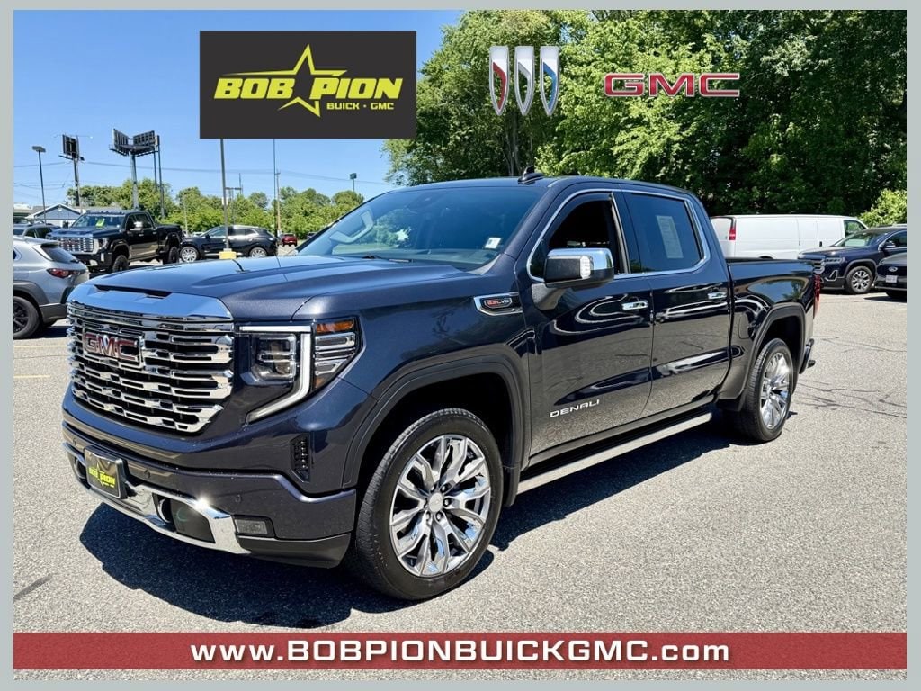 2024 GMC Sierra 4WD Crew Cab Short Box Denali's photo