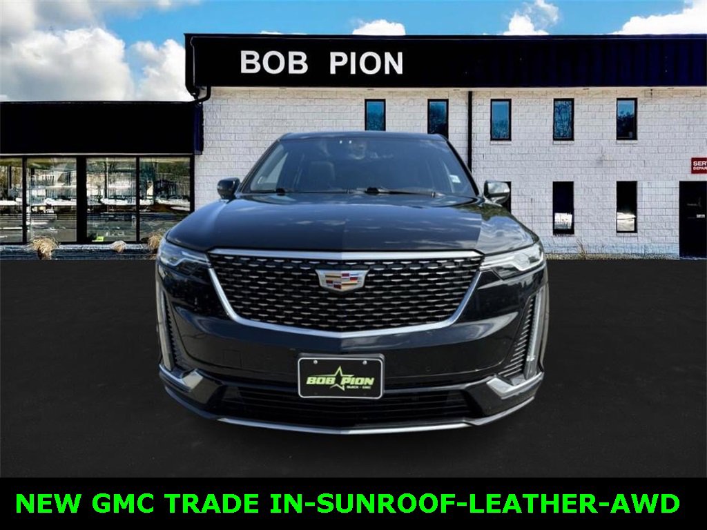 2021 Cadillac XT6 Premium Luxury photo 2