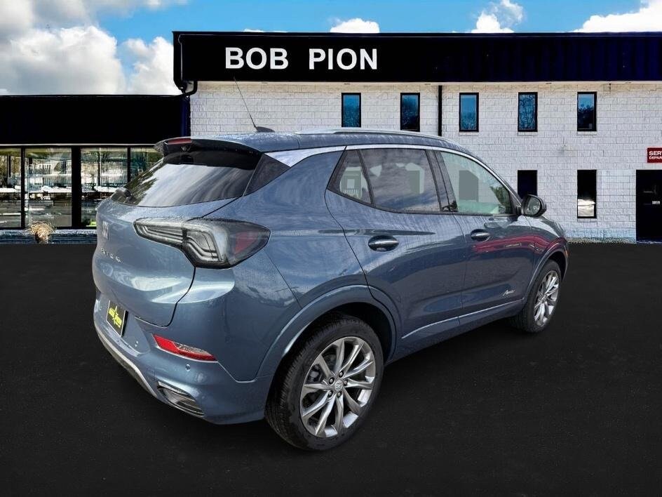 2026 Buick Encore GX Avenir photo 4