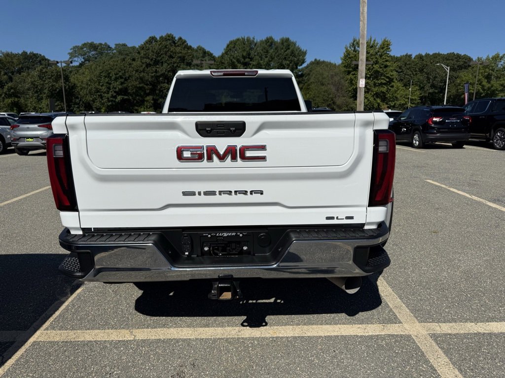 2024 Gmc Sierra 3500 HD SLE photo 3