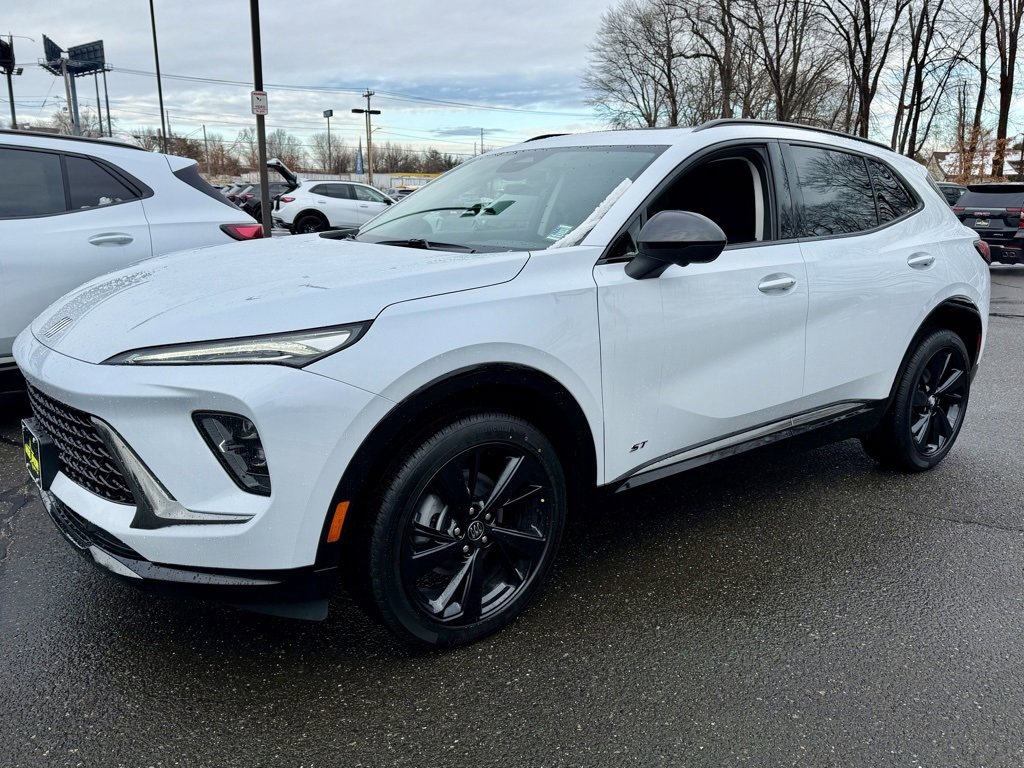 2026 Buick Envision Sport Touring's photo