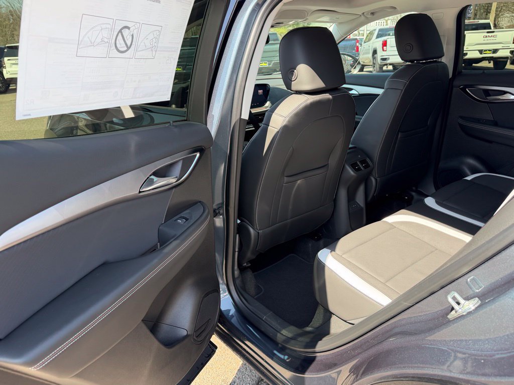 2026 Buick Envision Sport Touring - Photo 17
