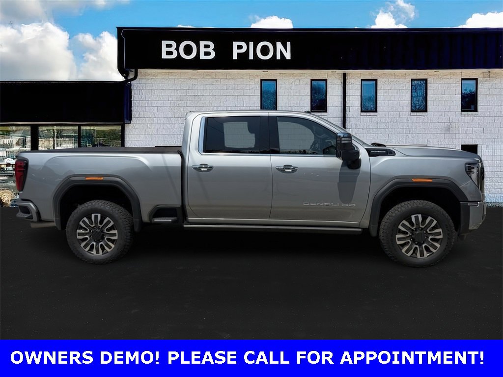 2025 Gmc Sierra 3500 HD Denali Ultimate photo 2