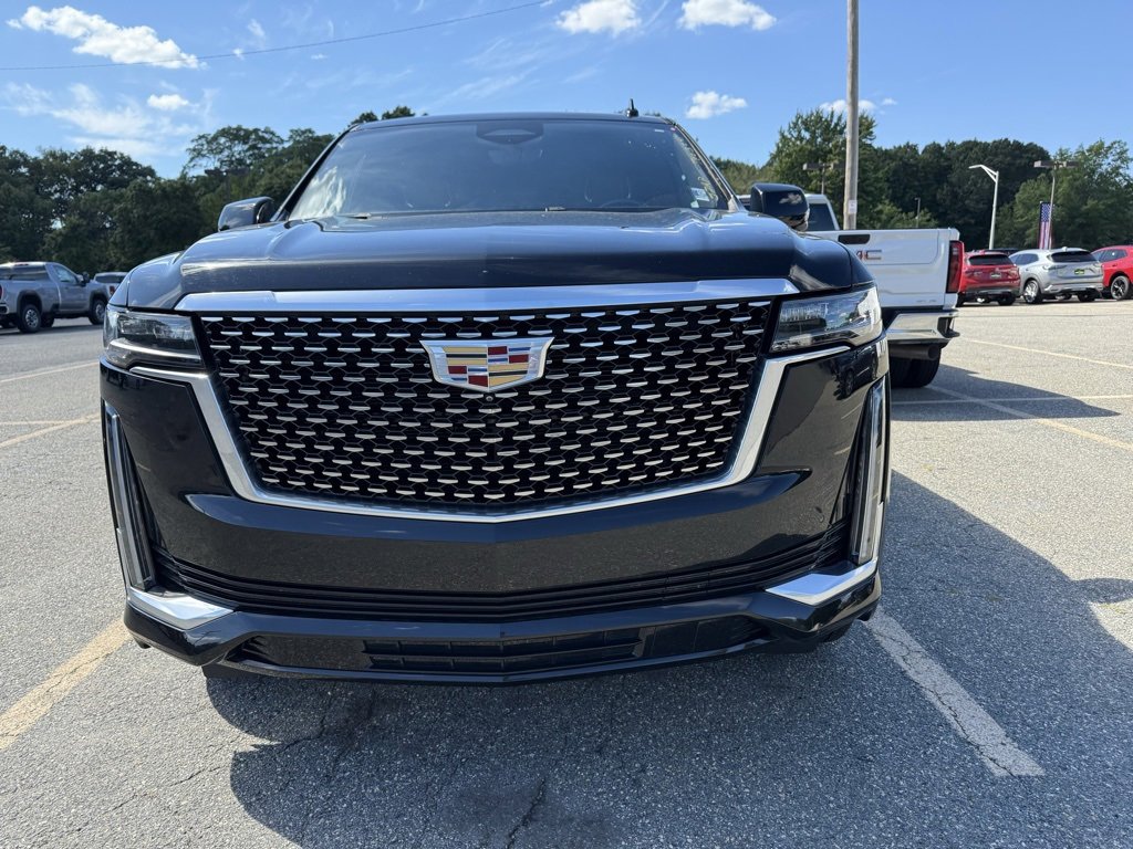 2021 Cadillac Escalade Premium Luxury photo 2