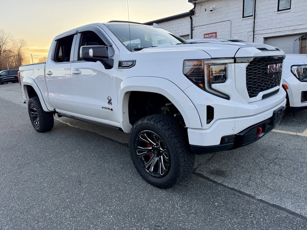 2023 GMC Sierra 1500 AT4's photo